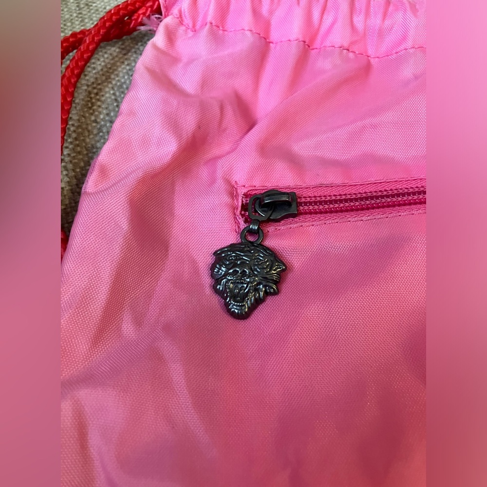 Ed hardy pink drawstring backpack - Picture 5 of 6